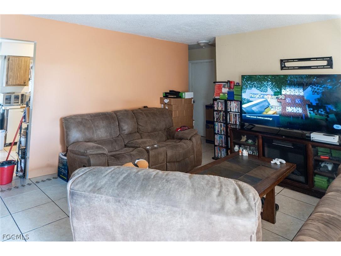 2201 Lotus Road Fort Myers FL 33905 2026006639 image6
