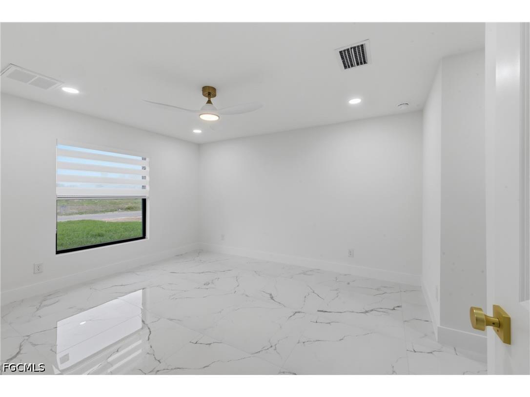 2201 NE 10th Place Cape Coral FL 33909 2026020175 image22