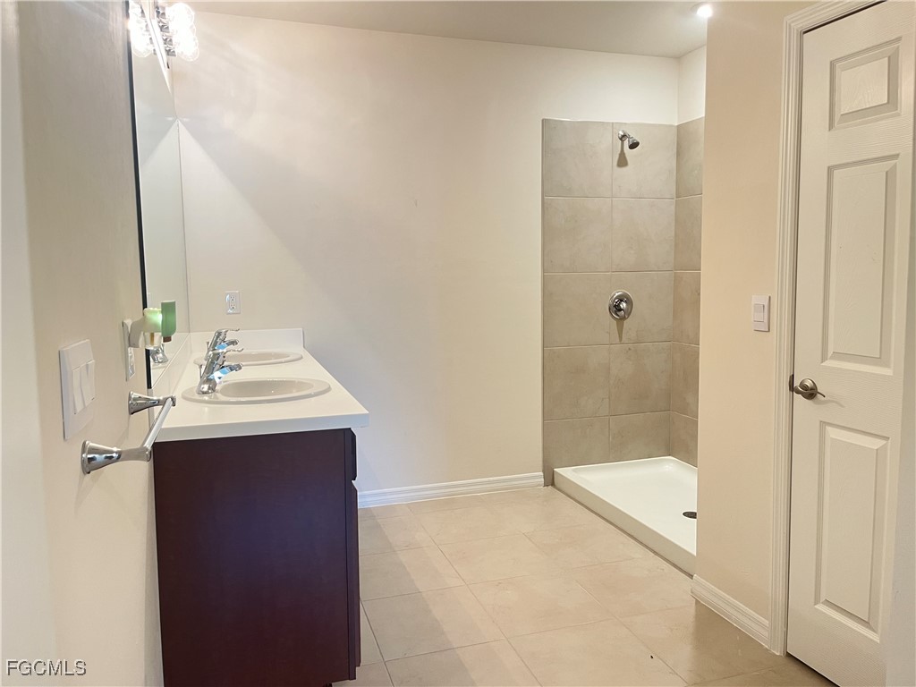 2201 NW 24th Terrace Cape Coral FL 33993 2026003958 image16