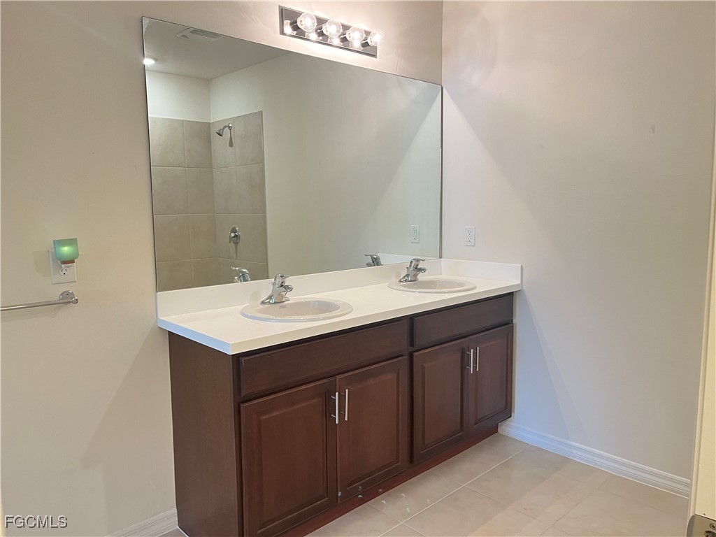 2201 NW 24th Terrace Cape Coral FL 33993 2026003958 image17