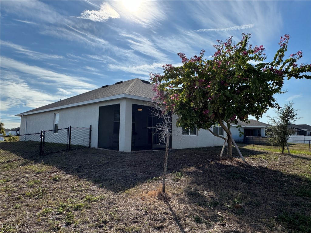 2201 NW 24th Terrace Cape Coral FL 33993 2026003958 image30