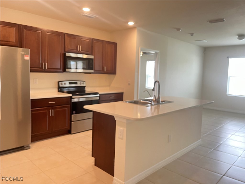 2201 NW 24th Terrace Cape Coral FL 33993 2026003958 image8