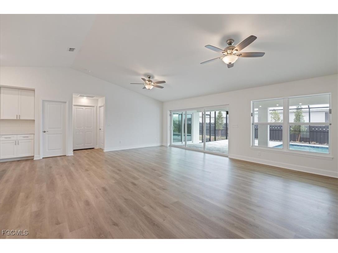 2201 NW 2nd Avenue Cape Coral FL 33993 2025016722 image15