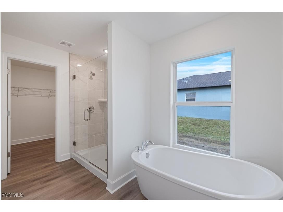 2201 NW 2nd Avenue Cape Coral FL 33993 2025016722 image20