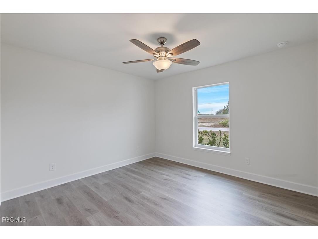 2201 NW 2nd Avenue Cape Coral FL 33993 2025016722 image27