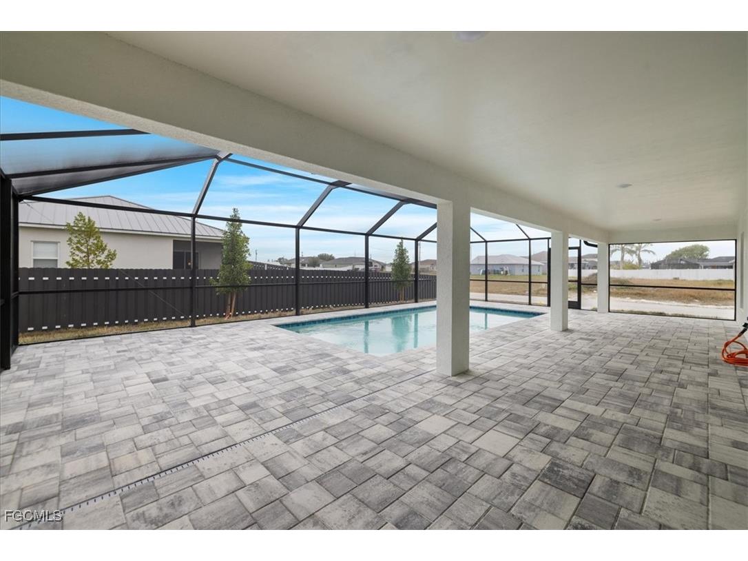 2201 NW 2nd Avenue Cape Coral FL 33993 2025016722 image29