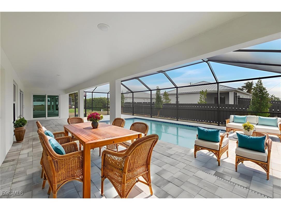2201 NW 2nd Avenue Cape Coral FL 33993 2025016722 image3