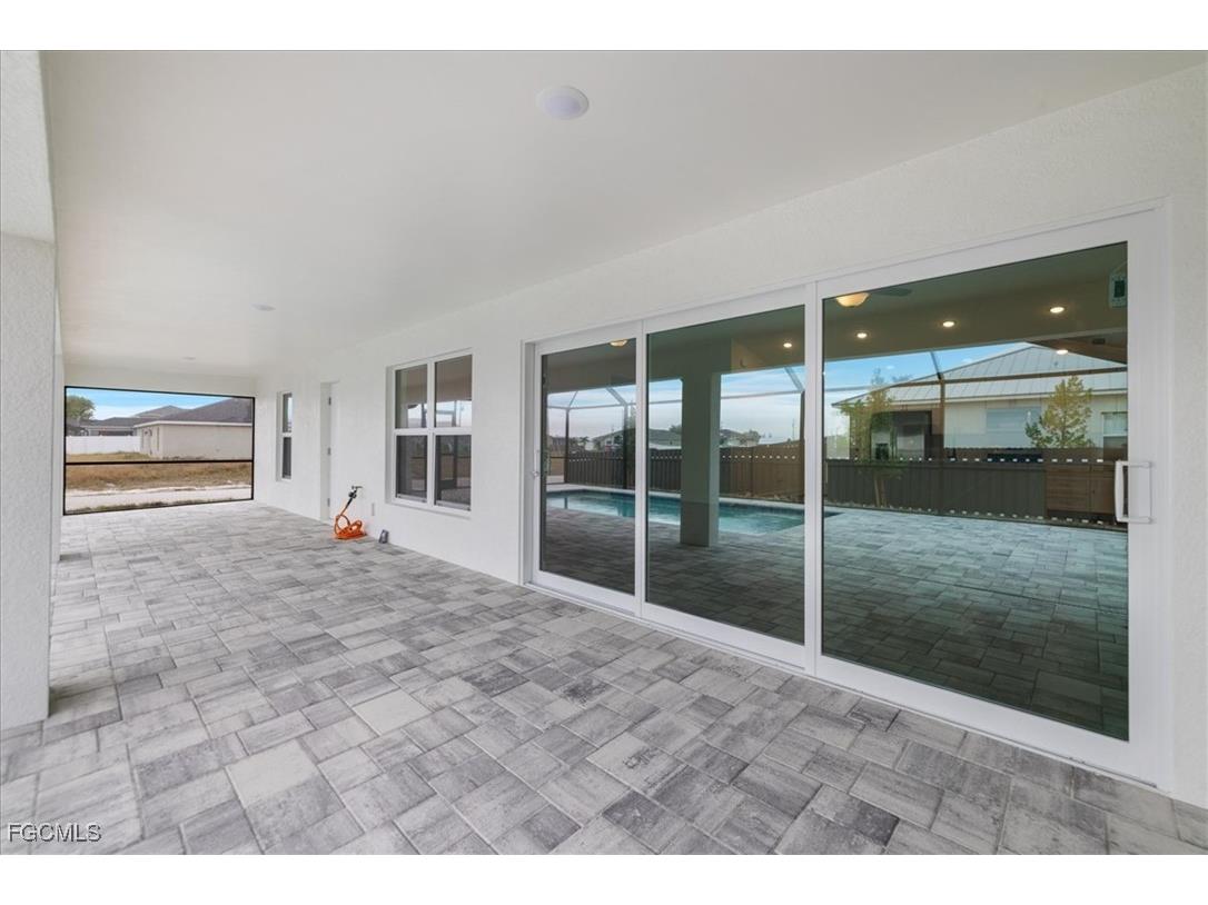 2201 NW 2nd Avenue Cape Coral FL 33993 2025016722 image33