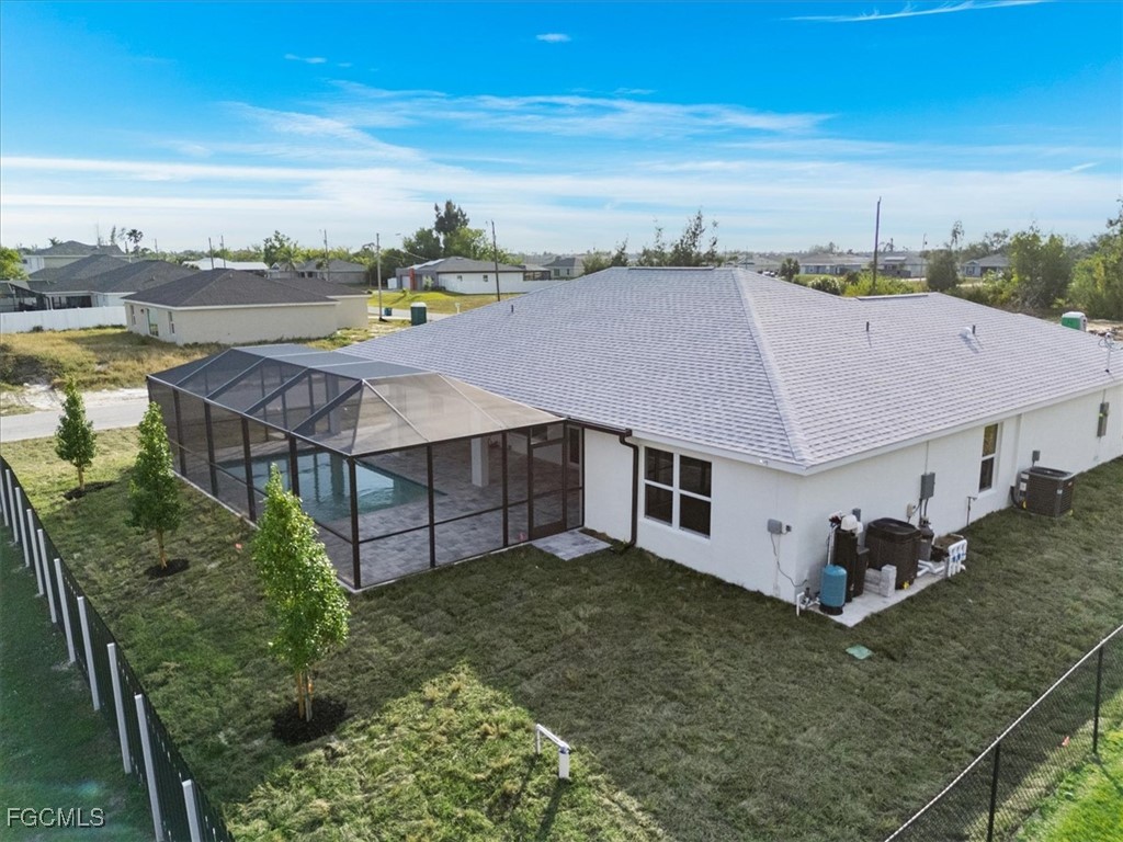 2201 NW 2nd Avenue Cape Coral FL 33993 2025016722 image38