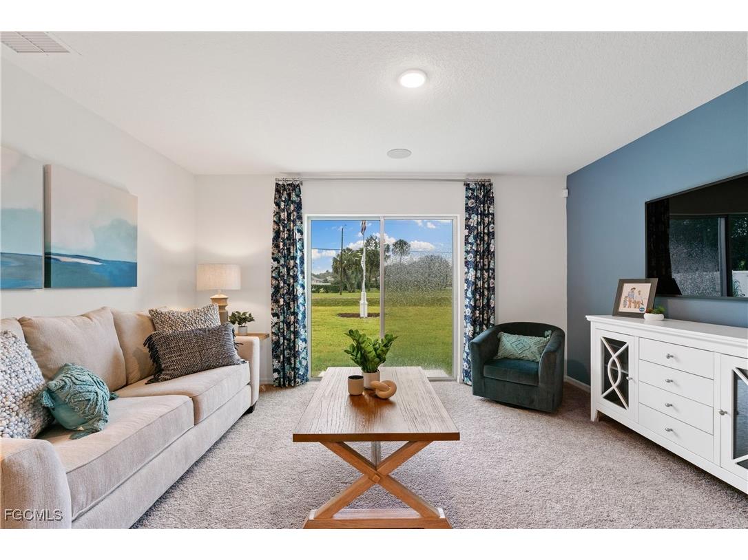 2201 NW 7th Street Cape Coral FL 33993 2025013541 image7