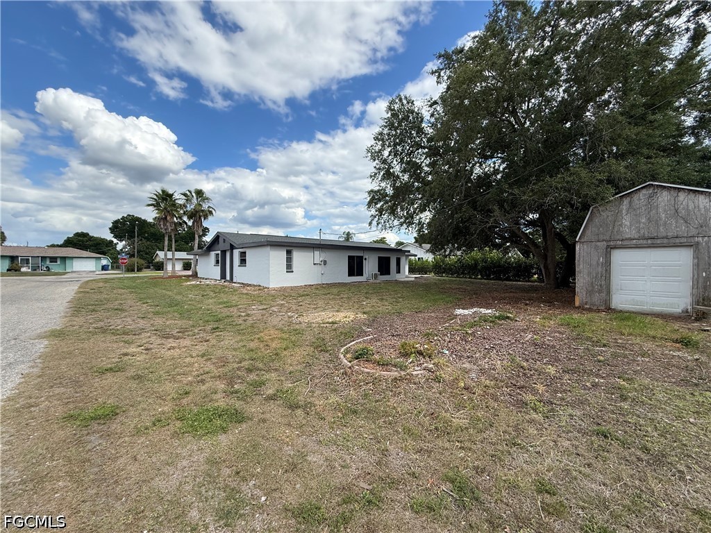 2201 Parkview Drive Fort Myers FL 33905 2026019003 image42