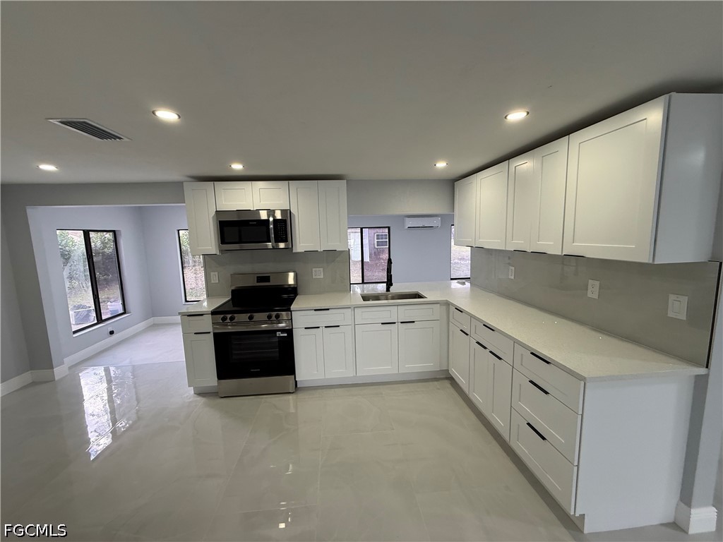 2201 Parkview Drive Fort Myers FL 33905 2026019003 image7