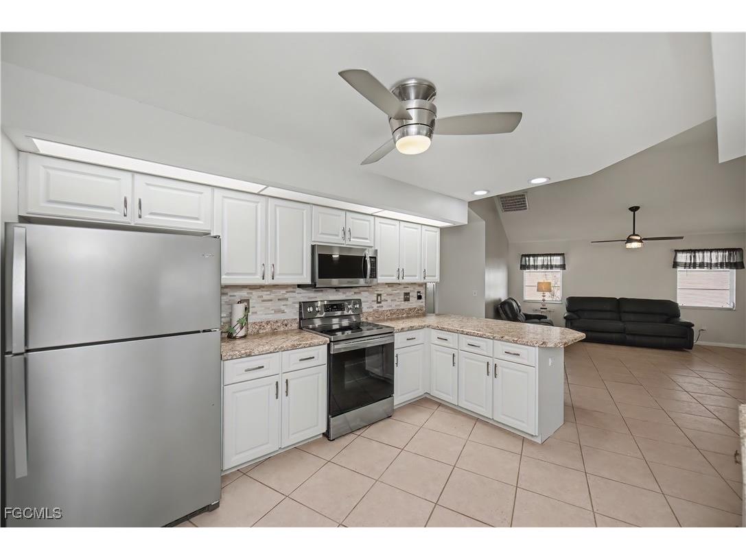 2201 SE 10th Avenue Cape Coral FL 33990 2026004028 image15