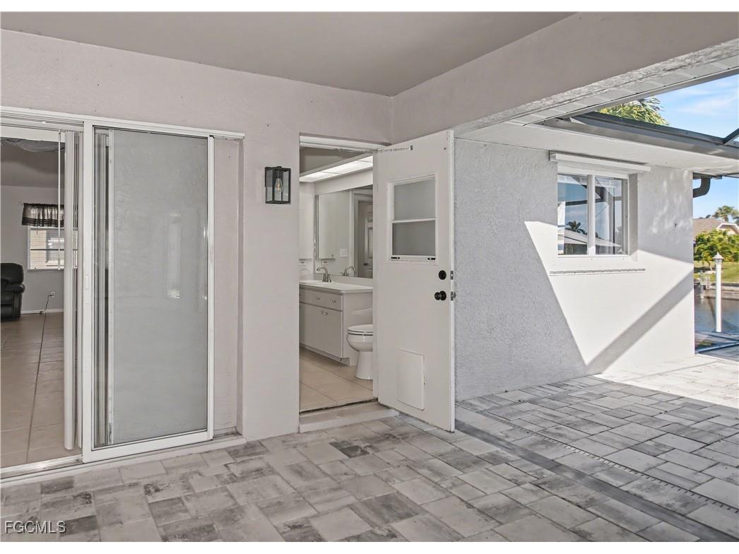 2201 SE 10th Avenue Cape Coral FL 33990 2026004028 image27