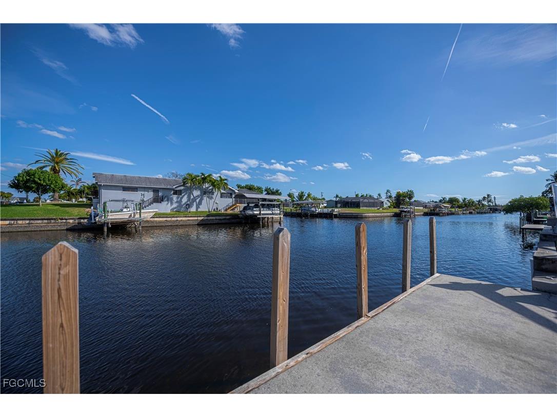 2201 SE 10th Avenue Cape Coral FL 33990 2026004028 image33