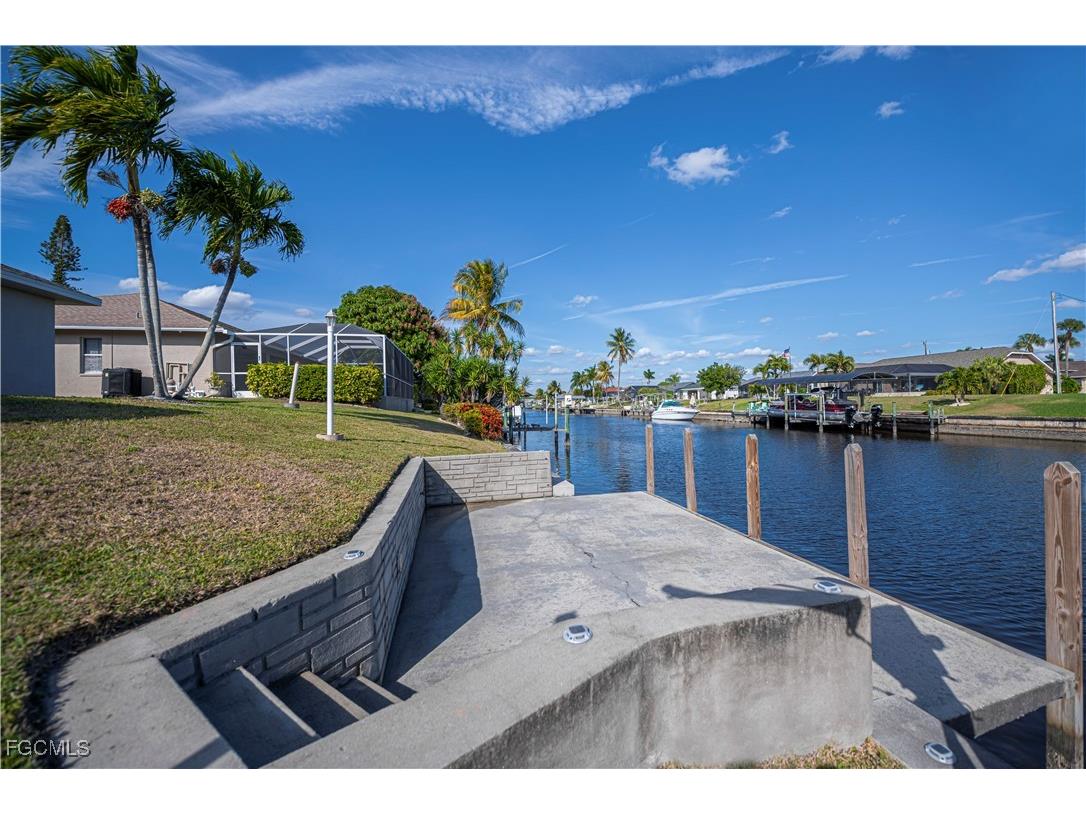 2201 SE 10th Avenue Cape Coral FL 33990 2026004028 image34