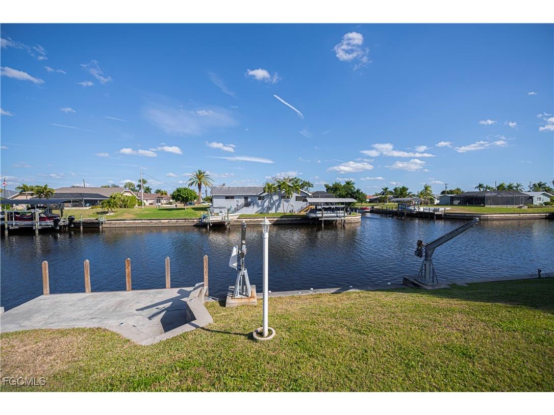 2201 SE 10th Avenue Cape Coral FL 33990 2026004028 image38