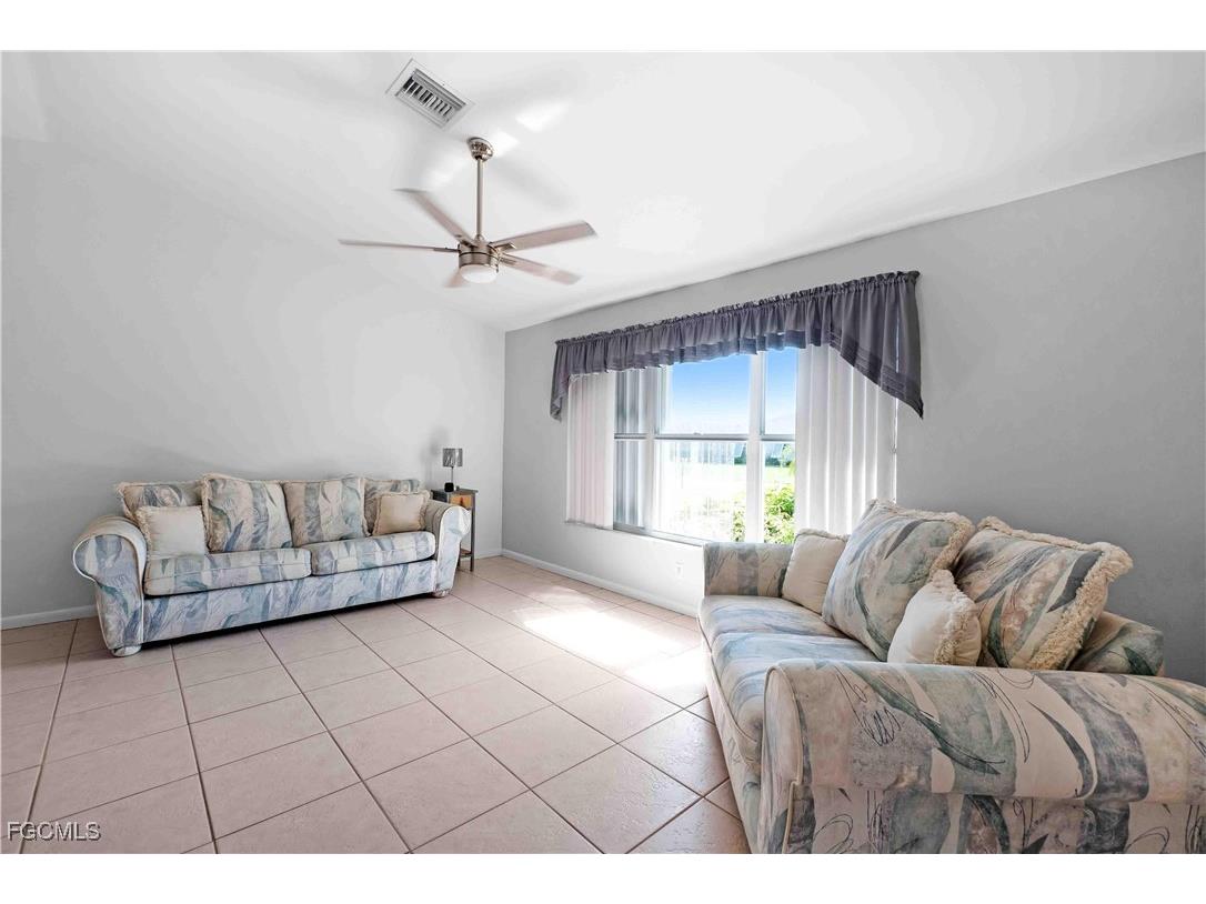 2201 SE 10th Avenue Cape Coral FL 33990 224033697 image10