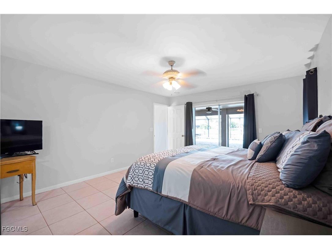 2201 SE 10th Avenue Cape Coral FL 33990 224033697 image21