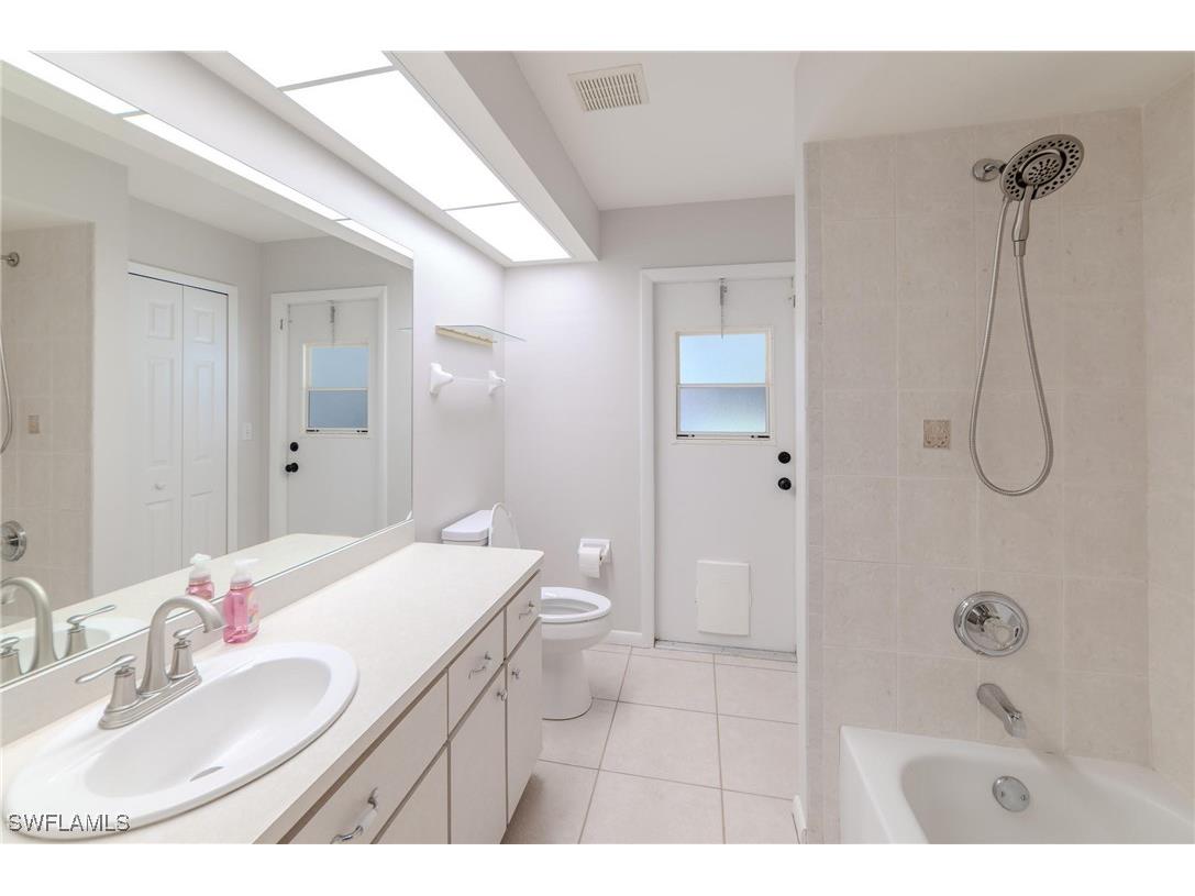 2201 SE 10th Avenue Cape Coral FL 33990 224033697 image25