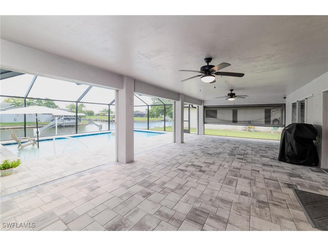 2201 SE 10th Avenue Cape Coral FL 33990 224033697 image4