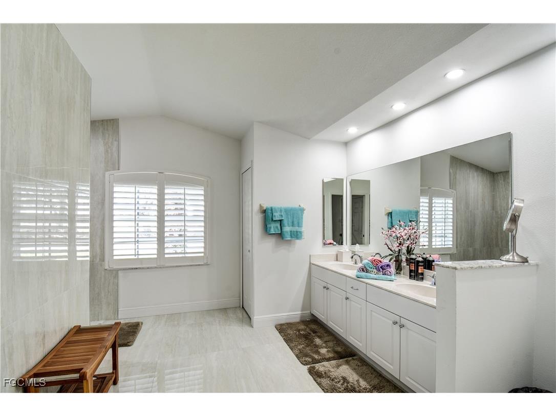 2201 SE 17th Place Cape Coral FL 33990 2026003765 image10