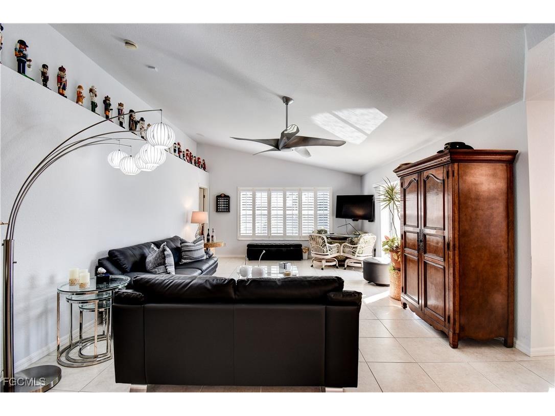 2201 SE 17th Place Cape Coral FL 33990 2026003765 image15