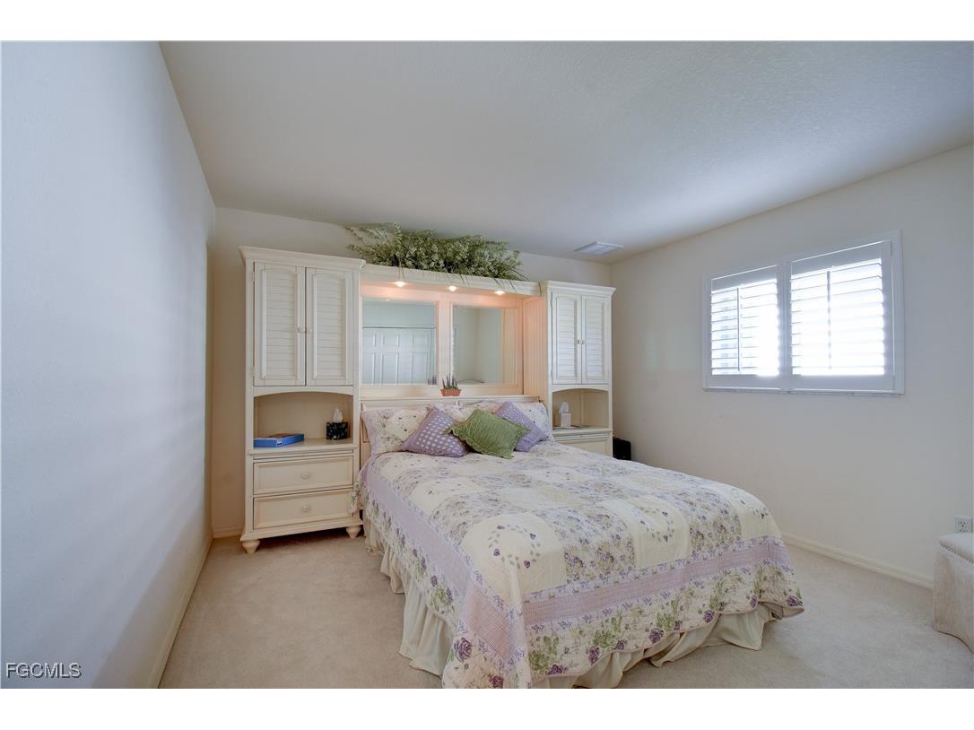 2201 SE 17th Place Cape Coral FL 33990 2026003765 image18