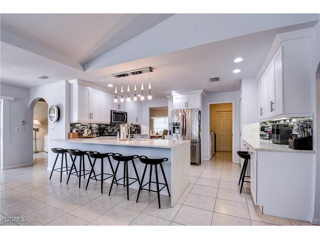 2201 SE 17th Place Cape Coral FL 33990 2026003765 image23