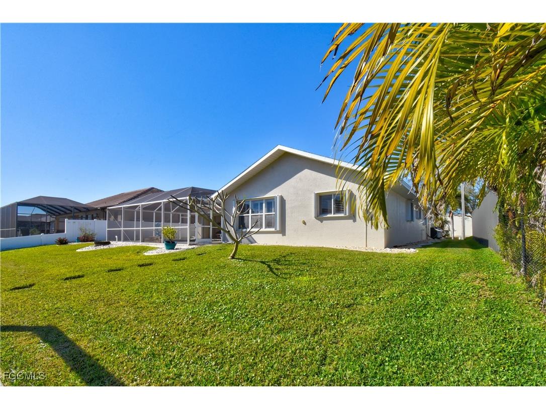 2201 SE 17th Place Cape Coral FL 33990 2026003765 image37
