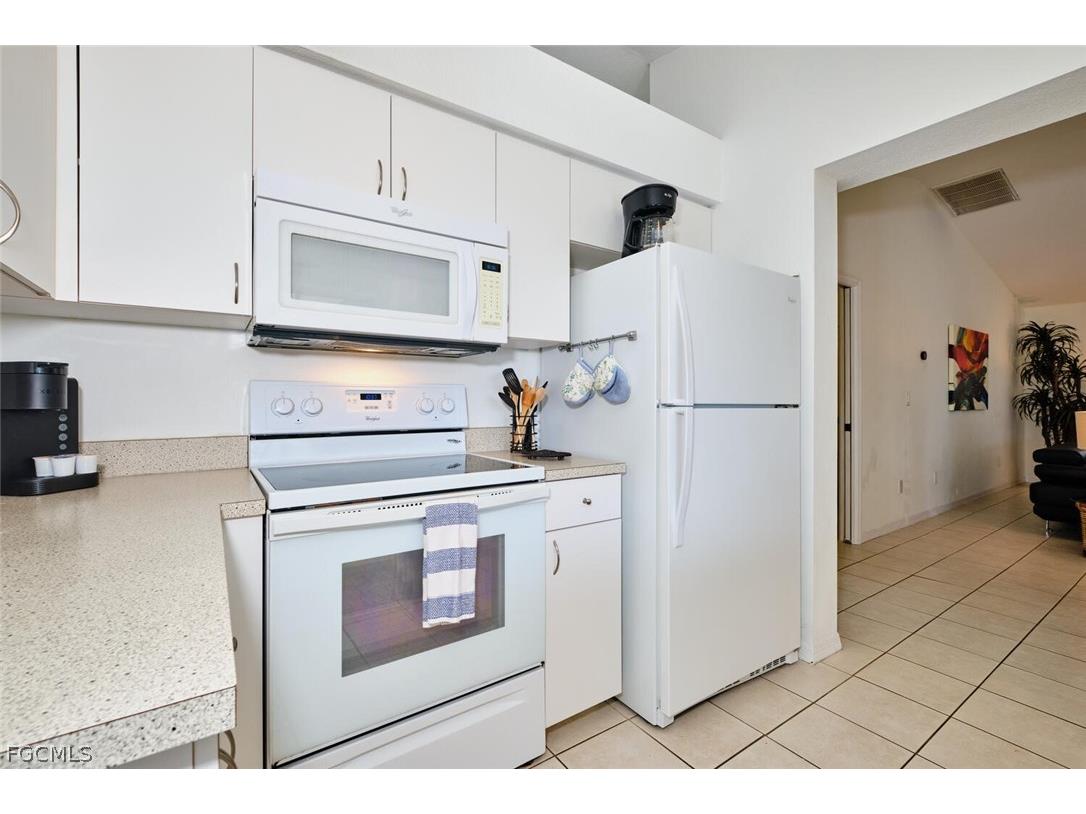2201 SE 5th Avenue Cape Coral FL 33990 2026010069 image12