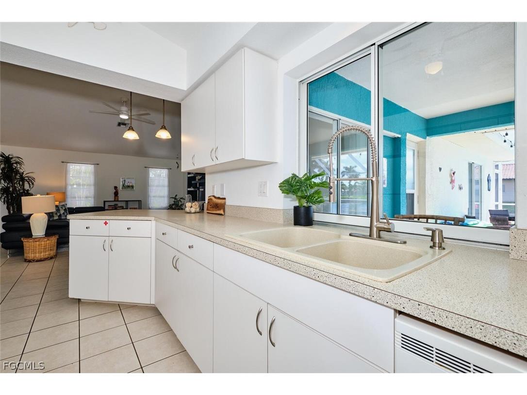 2201 SE 5th Avenue Cape Coral FL 33990 2026010069 image13