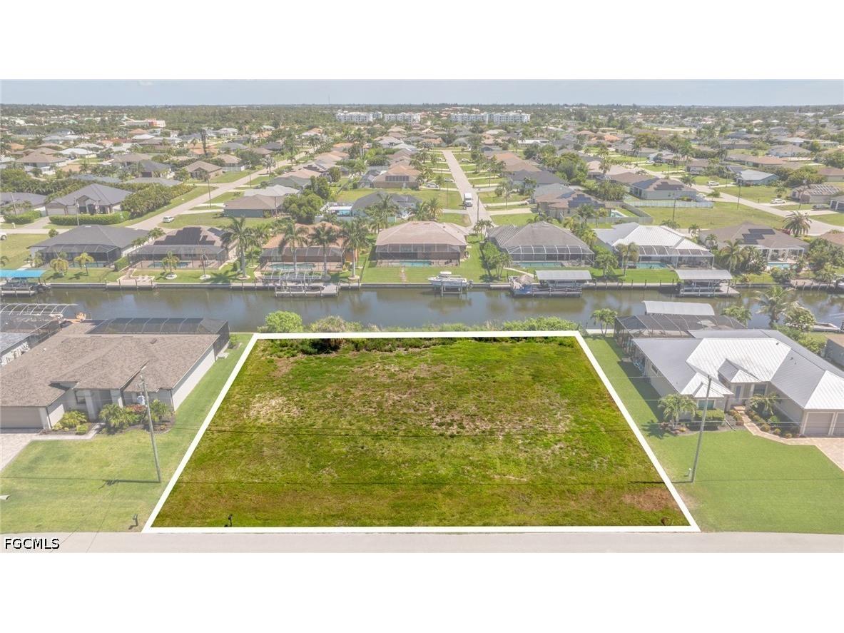 2201 SW 28th Terrace Cape Coral FL 33914 2026026016 image1
