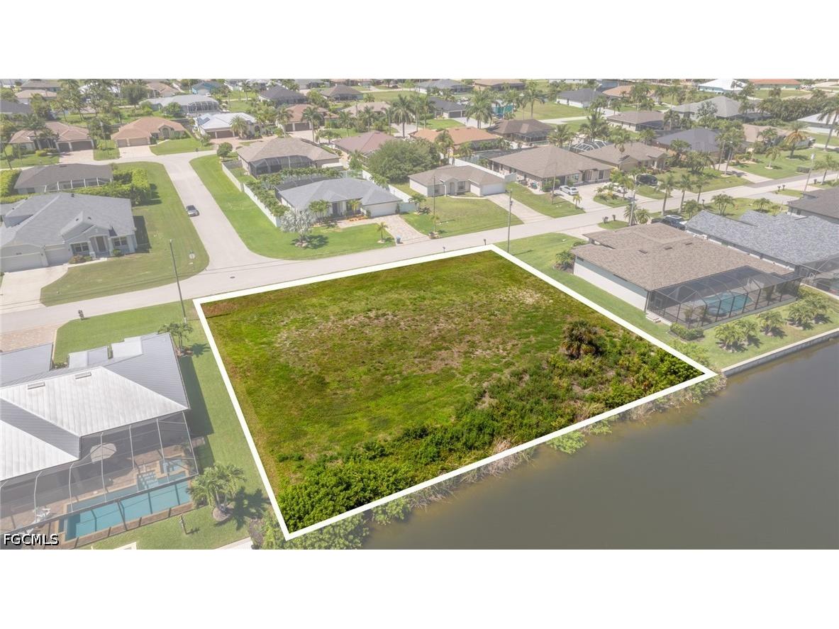 2201 SW 28th Terrace Cape Coral FL 33914 2026026016 image11