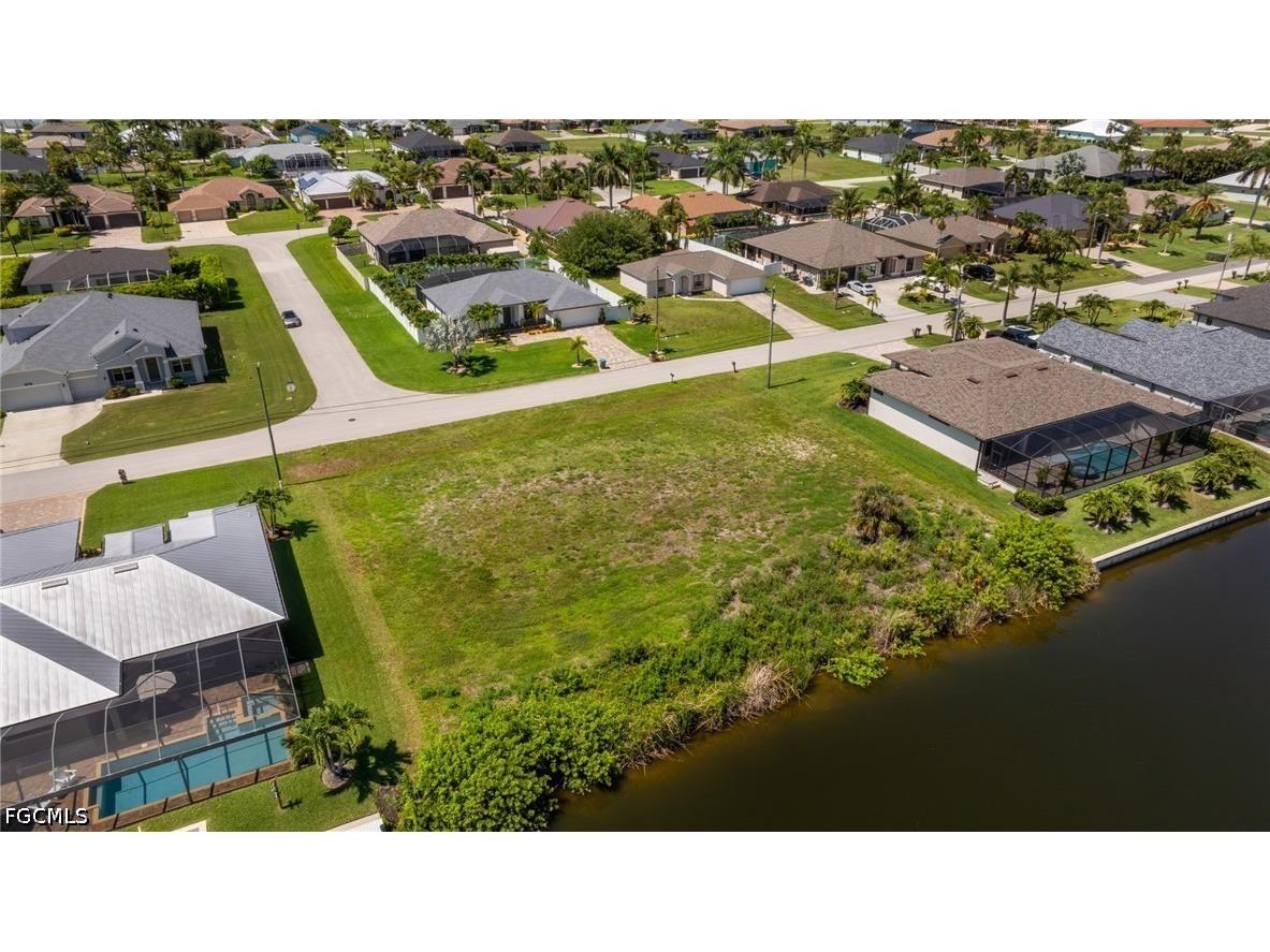 2201 SW 28th Terrace Cape Coral FL 33914 2026026016 image12