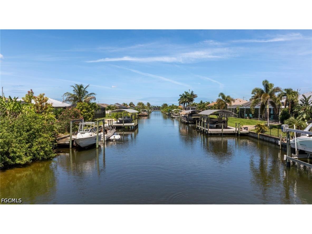 2201 SW 28th Terrace Cape Coral FL 33914 2026026016 image18