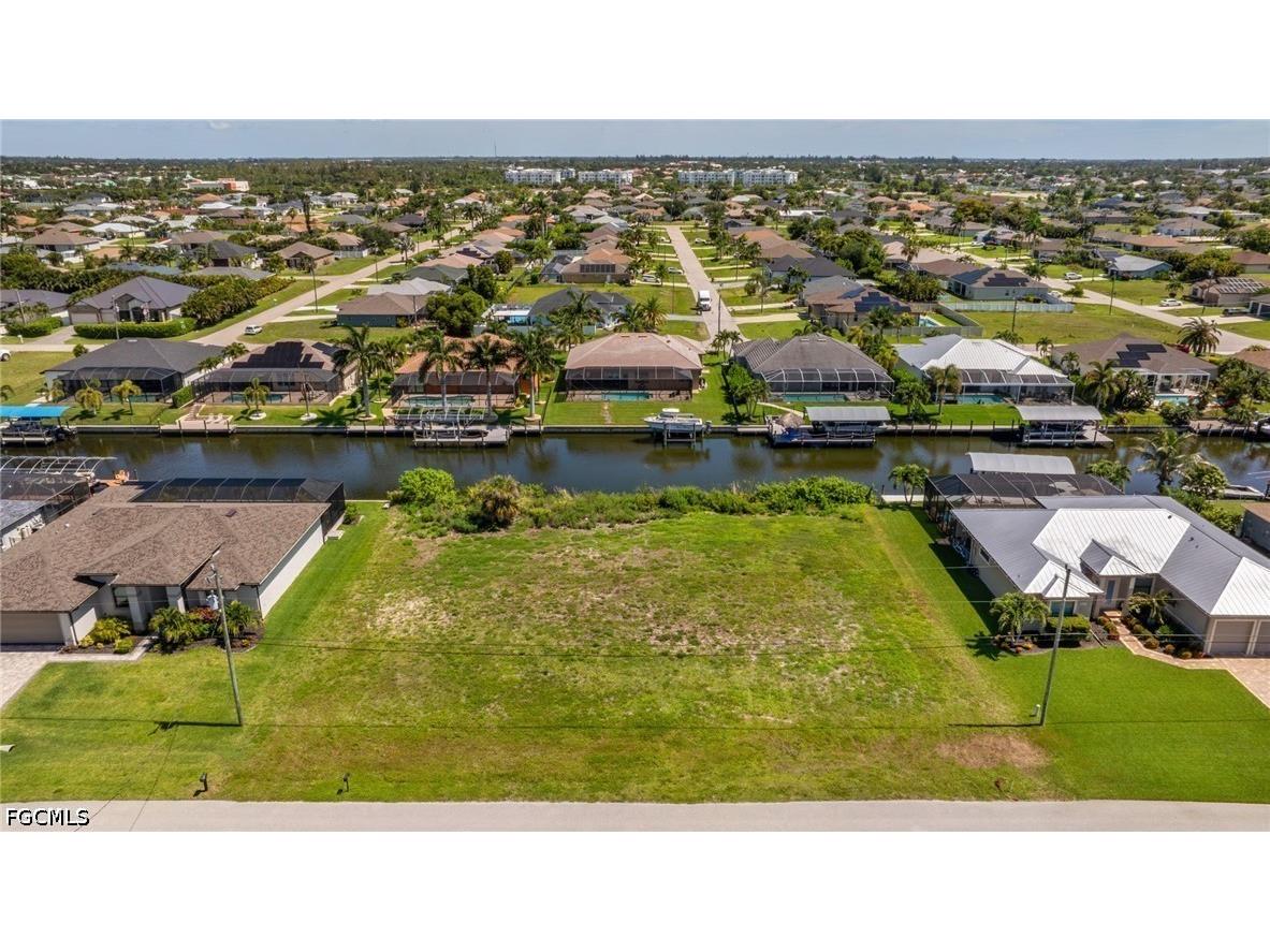 2201 SW 28th Terrace Cape Coral FL 33914 2026026016 image2