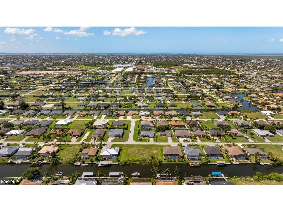 2201 SW 28th Terrace Cape Coral FL 33914 2026026016 image20