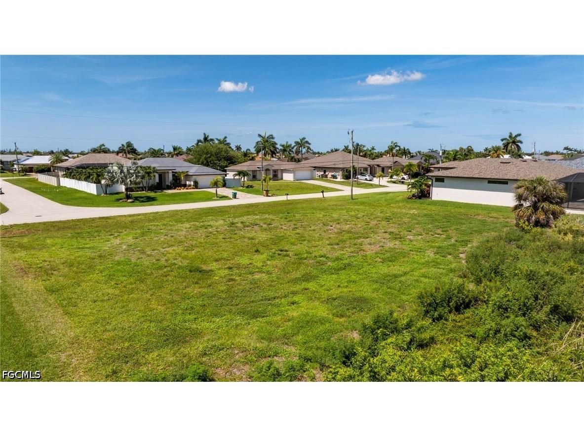 2201 SW 28th Terrace Cape Coral FL 33914 2026026016 image26