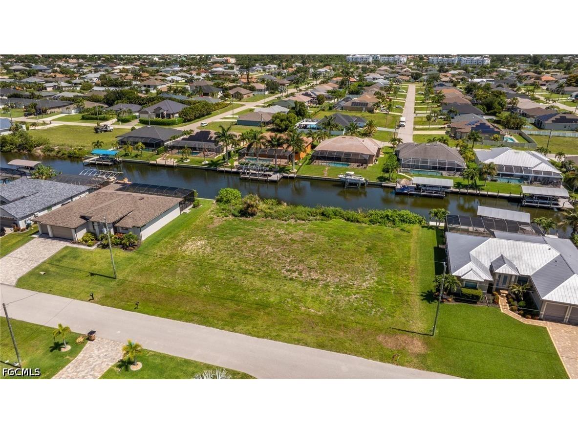 2201 SW 28th Terrace Cape Coral FL 33914 2026026016 image4