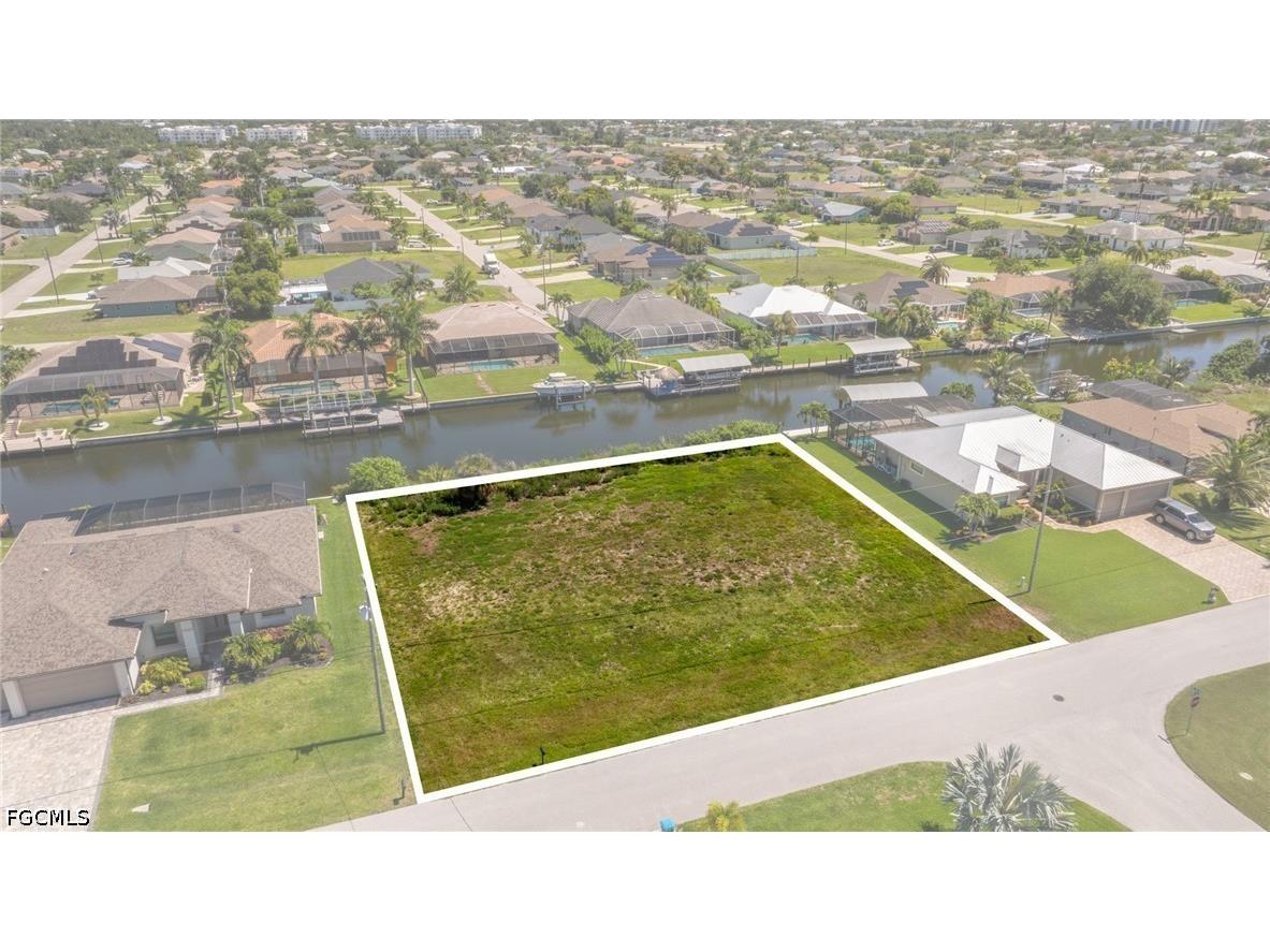 2201 SW 28th Terrace Cape Coral FL 33914 2026026016 image5