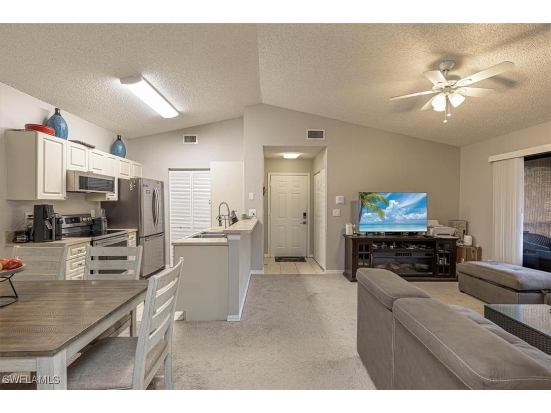 2202 Arbour Walk Circle #2124 Naples FL 34109 225083416 image11