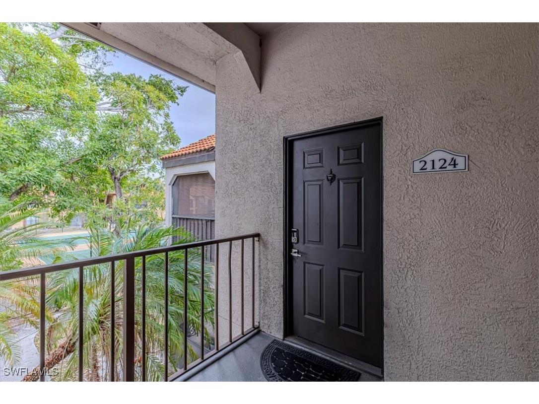2202 Arbour Walk Circle #2124 Naples FL 34109 225083416 image15