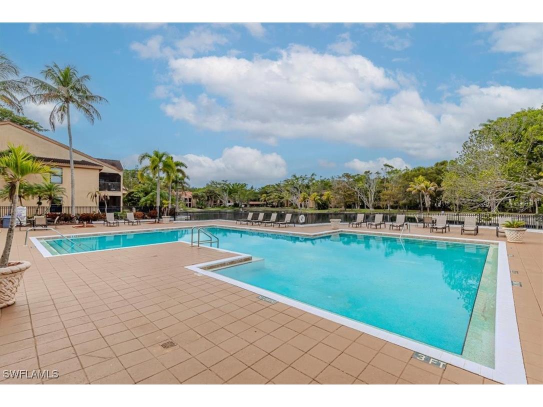 2202 Arbour Walk Circle #2124 Naples FL 34109 225083416 image17