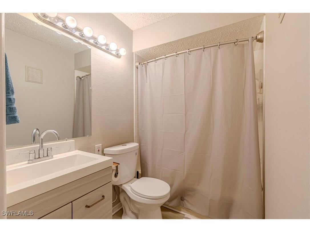 2202 Arbour Walk Circle #2124 Naples FL 34109 225083416 image8