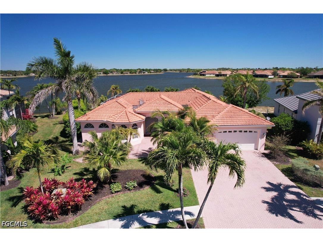 2202 Grove Drive Naples FL 34120 2026020146 image1