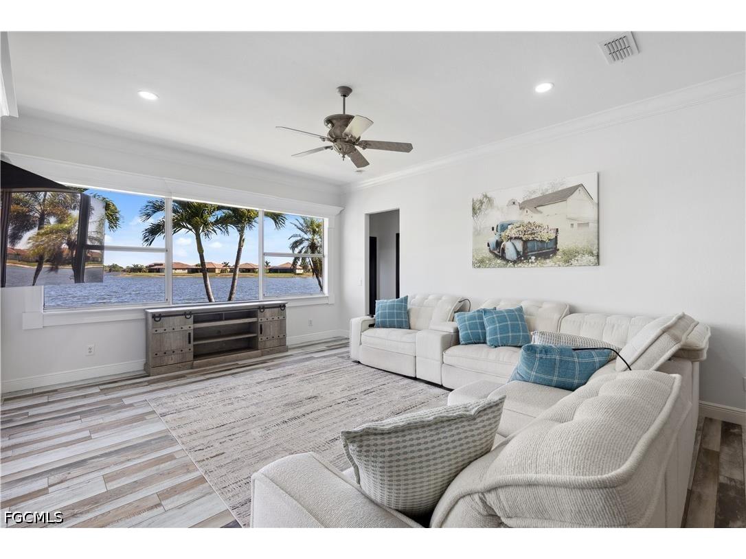 2202 Grove Drive Naples FL 34120 2026020146 image17