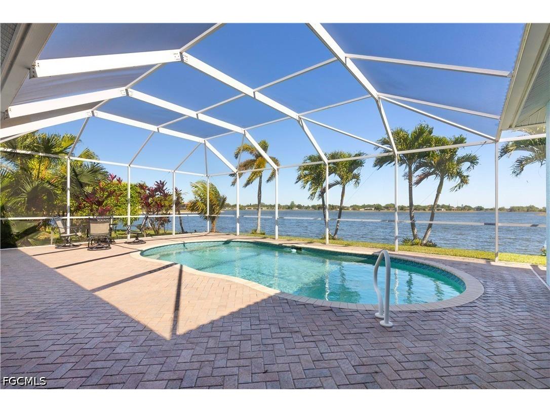 2202 Grove Drive Naples FL 34120 2026020146 image2