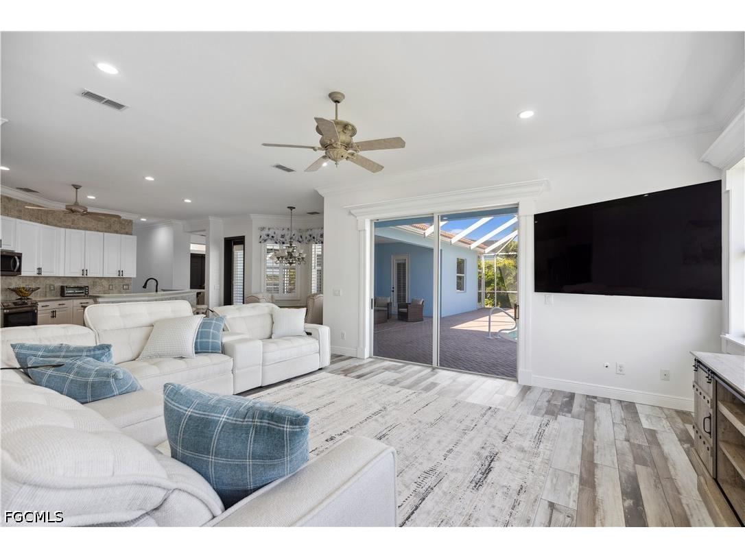 2202 Grove Drive Naples FL 34120 2026020146 image21