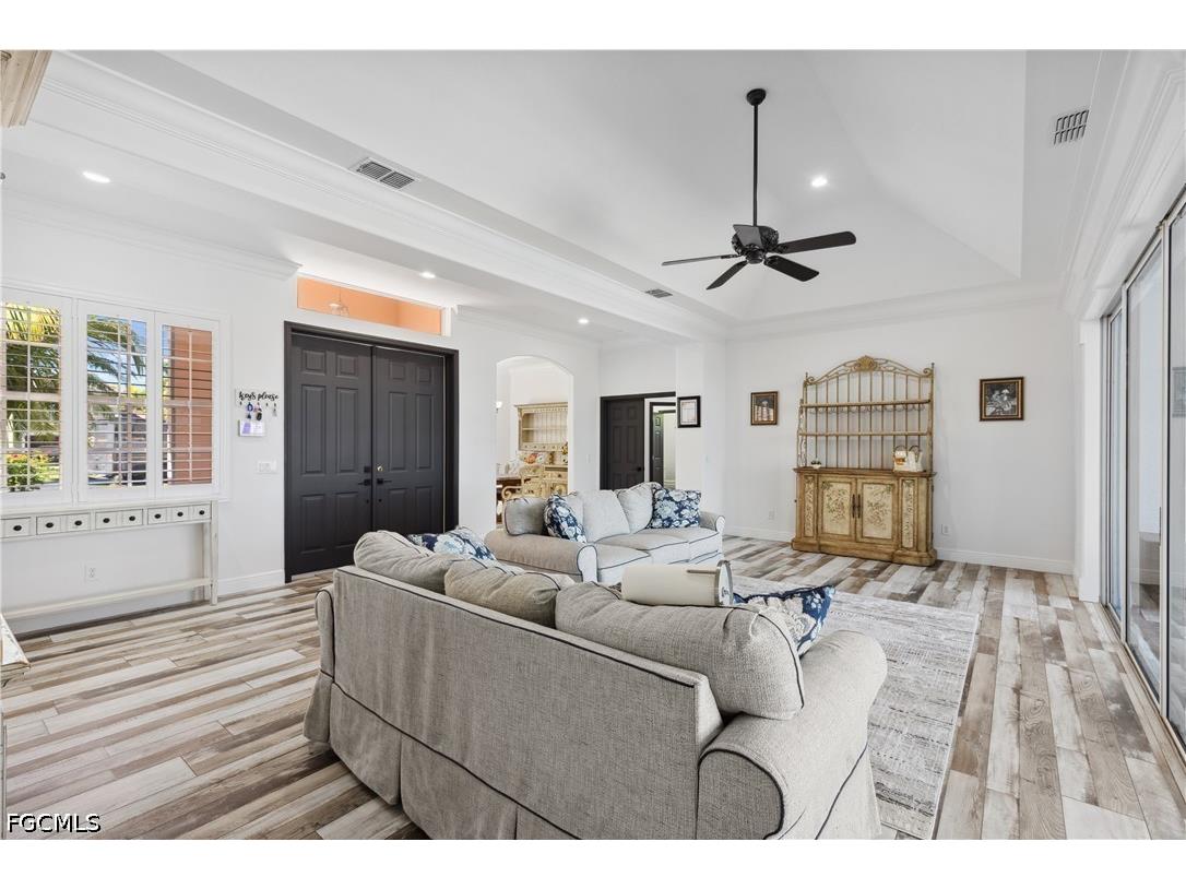 2202 Grove Drive Naples FL 34120 2026020146 image22